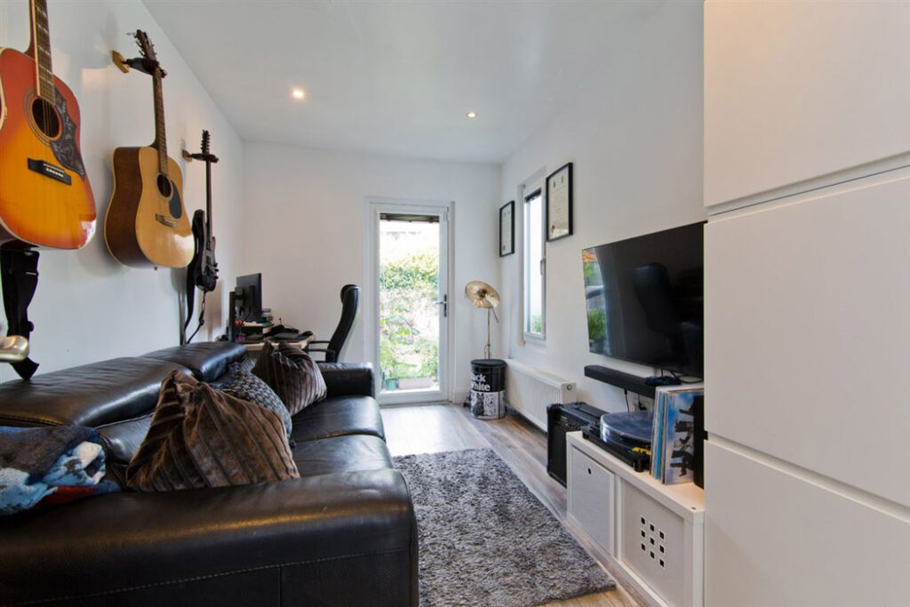 D14 three-bed semi with gorgeous, south-facing garden near the Dodder 9 home office bed 3 1