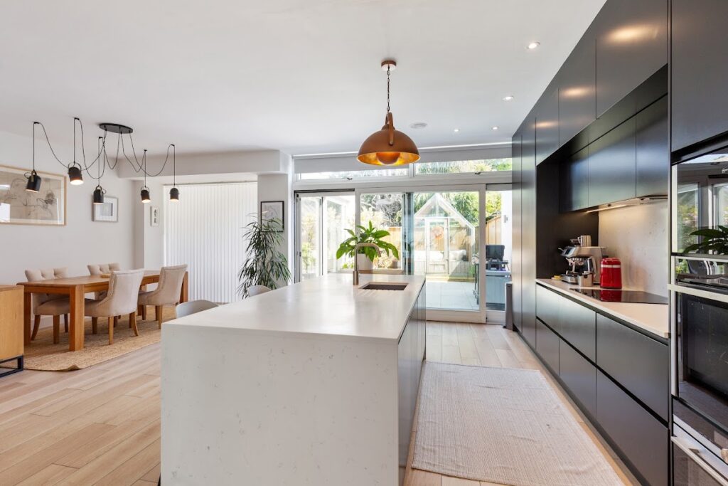 kitchen dining 1