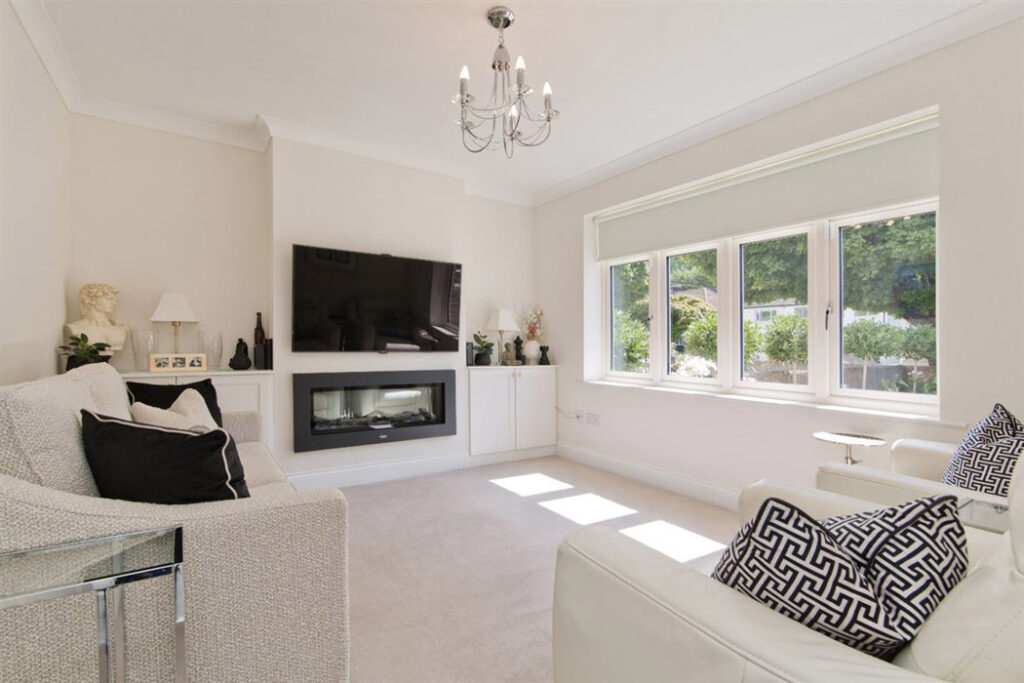 D14 three-bed semi with gorgeous, south-facing garden near the Dodder 3 living 1