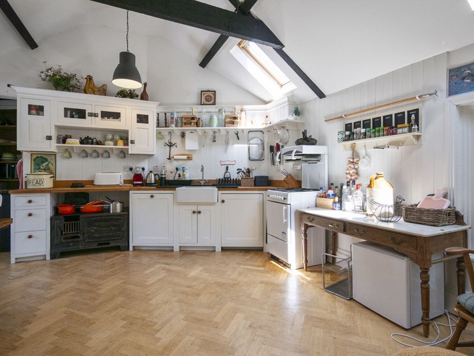 Riverside three-bed 1900s cottage in captivating setting, €350k 6 s 46