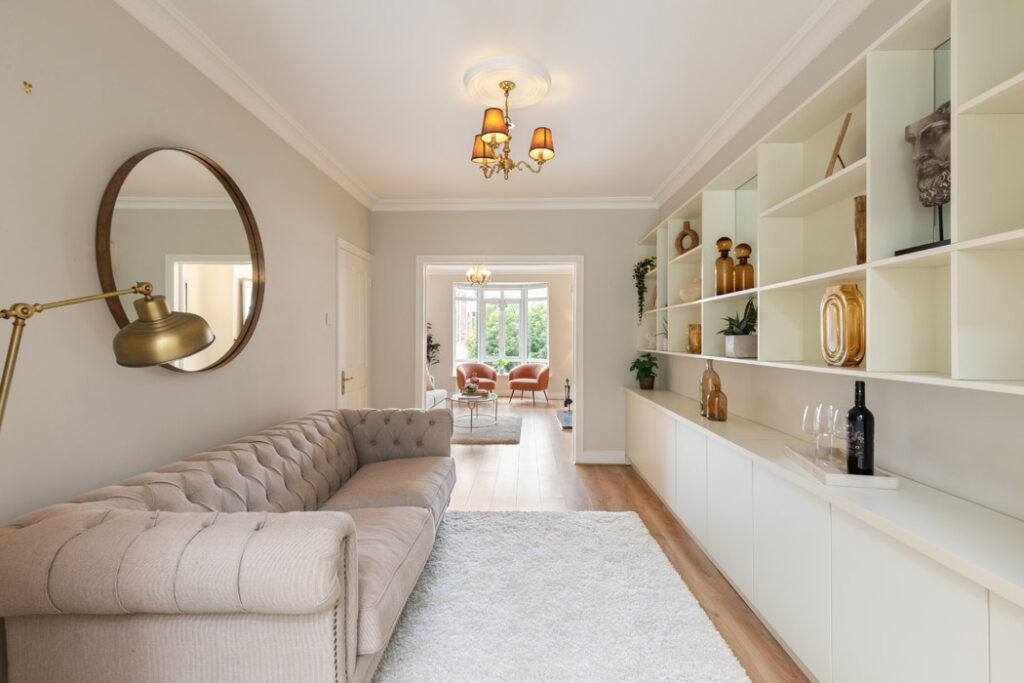 A Blackrock home fit for a Walsh sister, €895k, but which one? 4 93908 R 1 0 60 carysfort park 8866