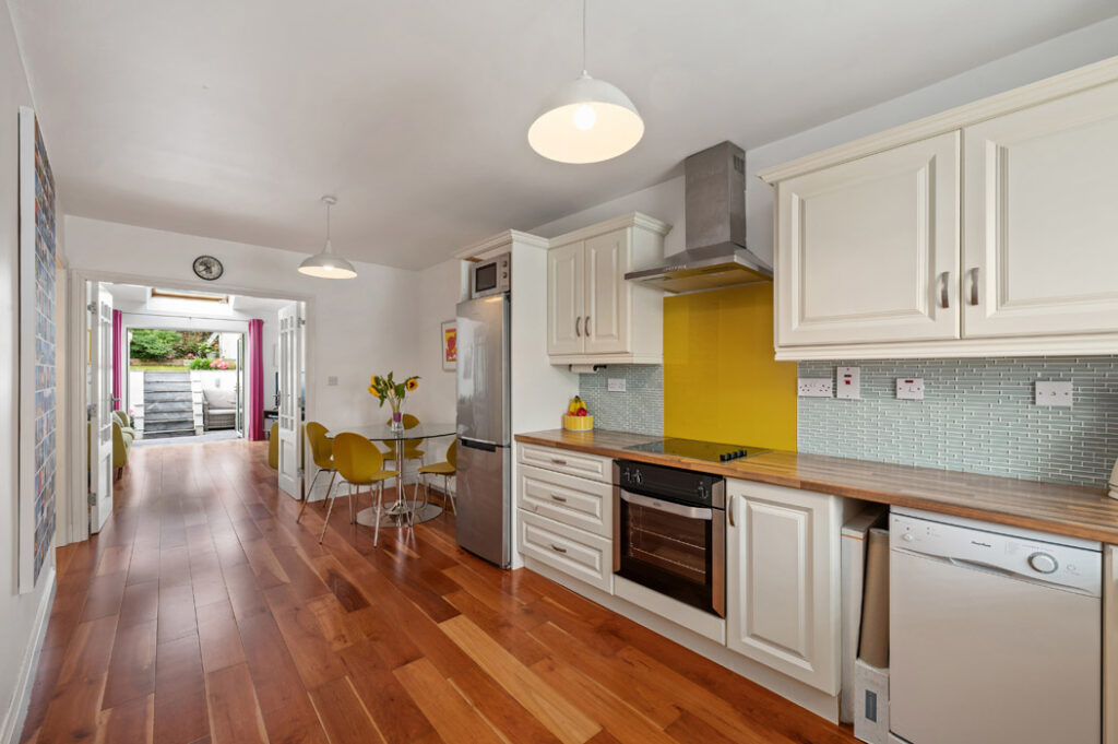 Cork City two-bed for €345k that an Irish mammy will love 3 97200 R 1 72 Evergreen 10