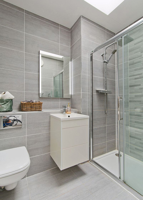 BATHROOM OF RIALTO HOUSE
