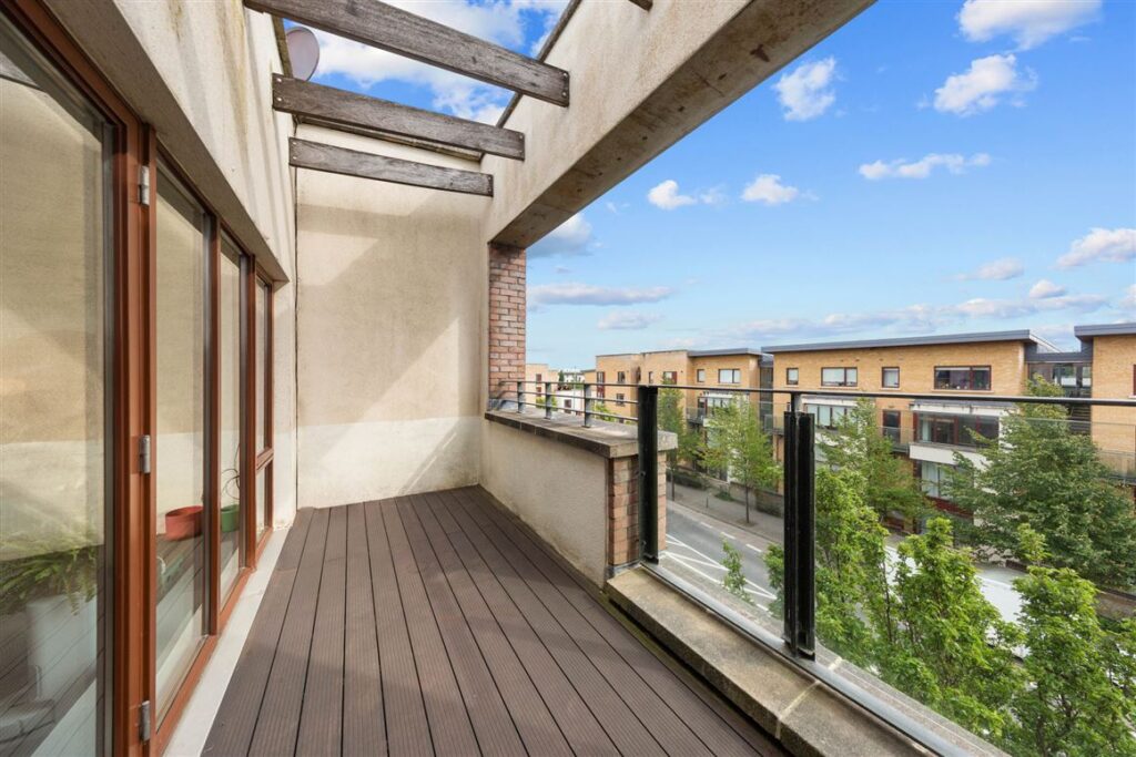 Living it large in D7 or family life in Adamstown for less than €380k 14 adams terrace