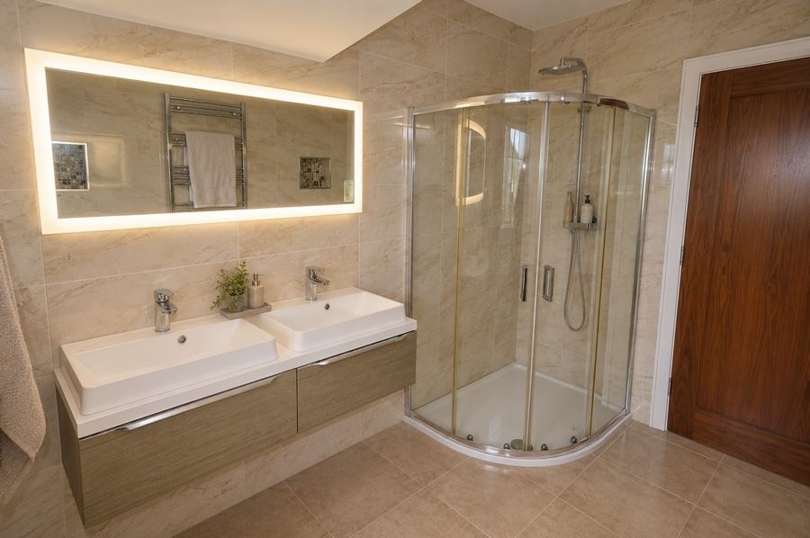 bathroom with two sinks