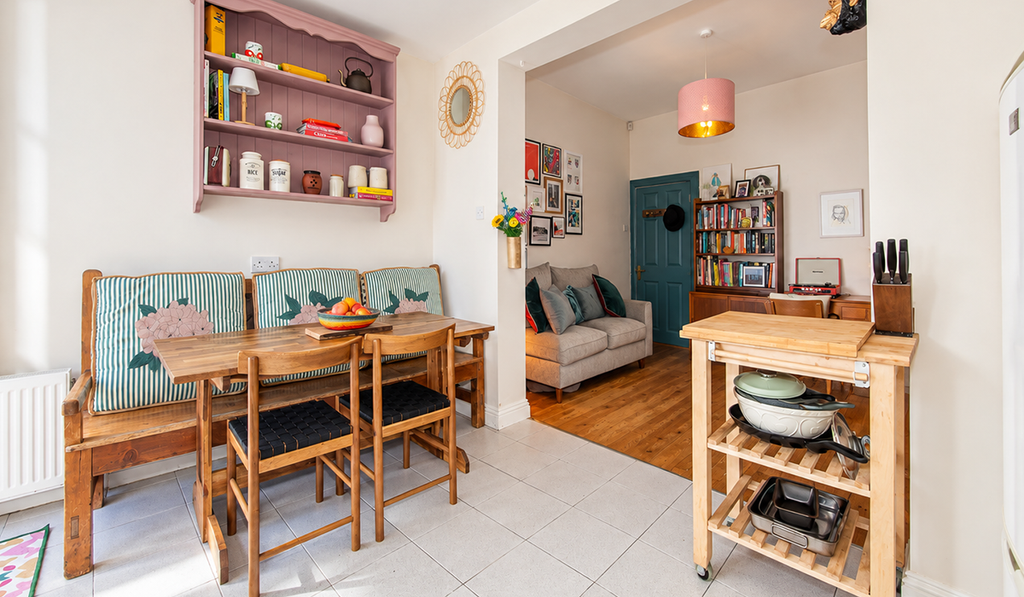 Big charm in a little cottage at a low price in Clontarf 1 clontarf