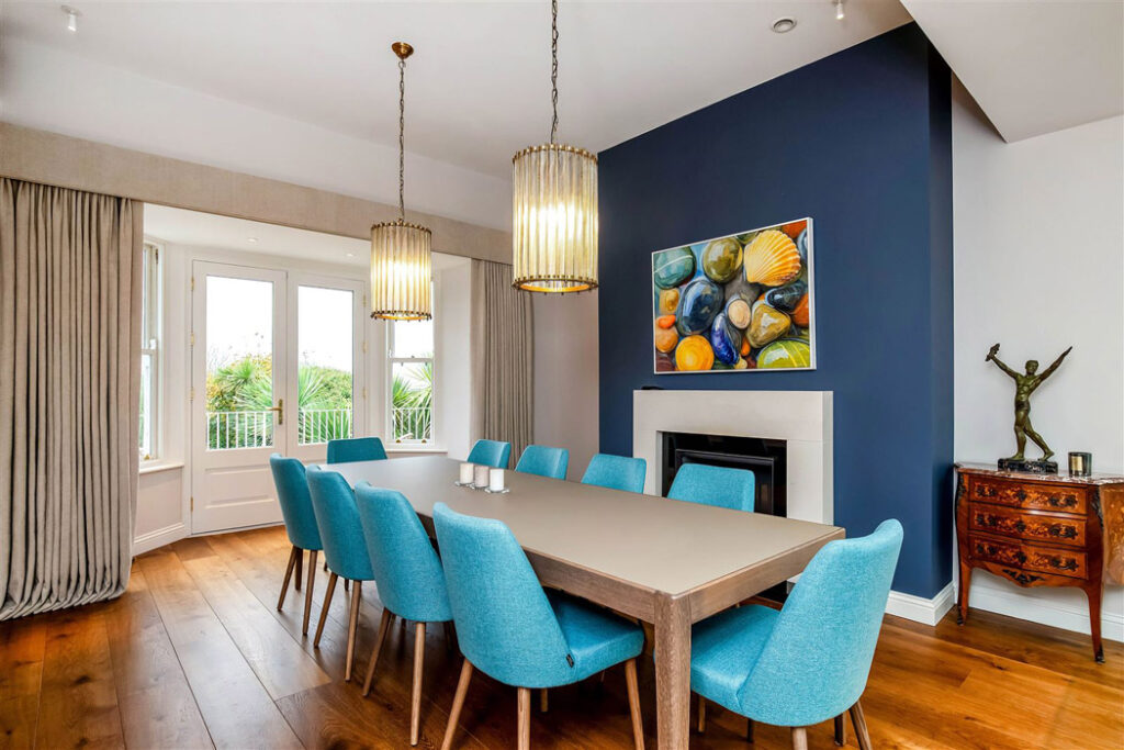 dining room to terrace