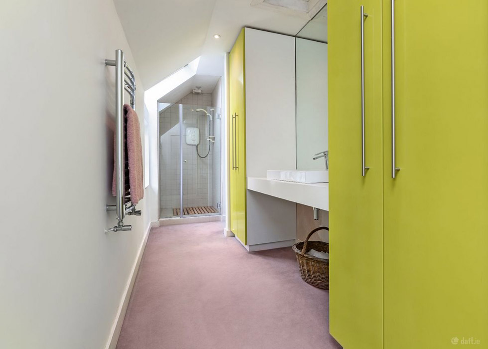 ensuite and wardrobes