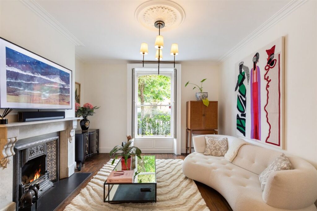 front room 3