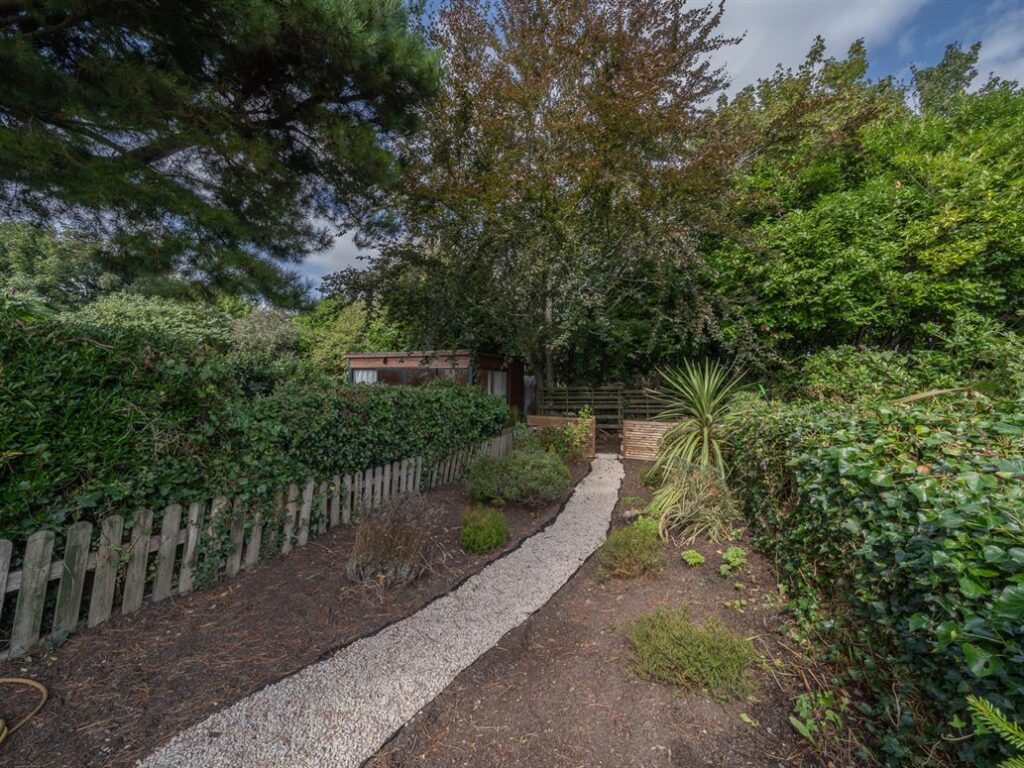 garden 2
