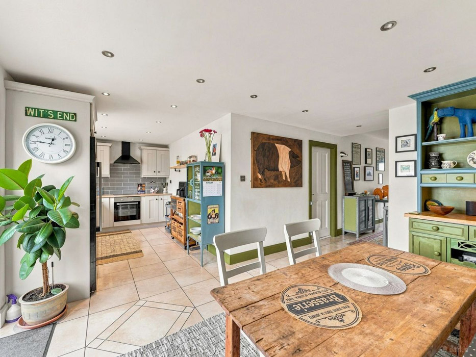 gorey kitchen 2