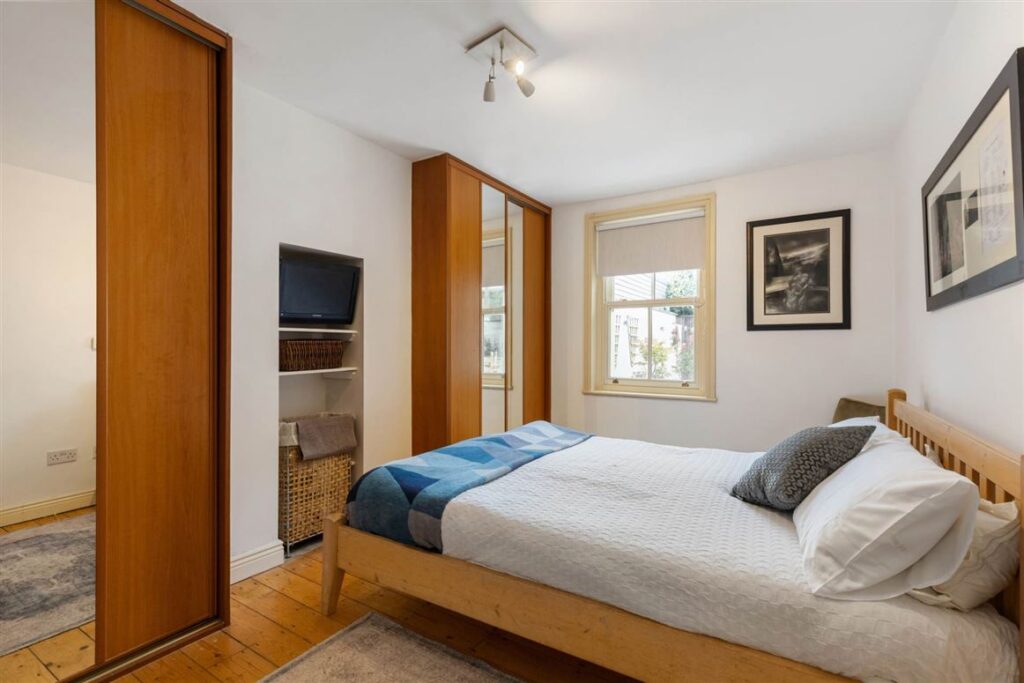 Surprising space and light behind red brick facade in secret Rathmines street 6 main bed 1