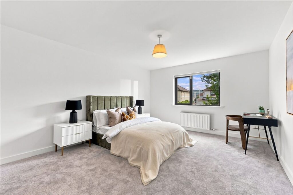 Is €800k for a three-bed East Wall's most ambitious asking price yet? 7 main bed