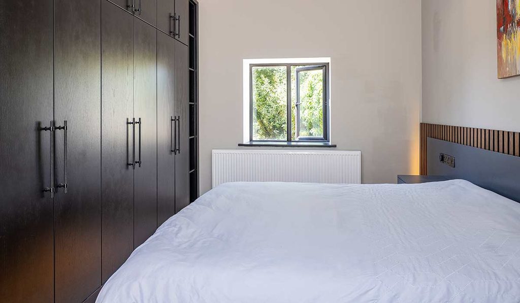 main bedroom rothby forge