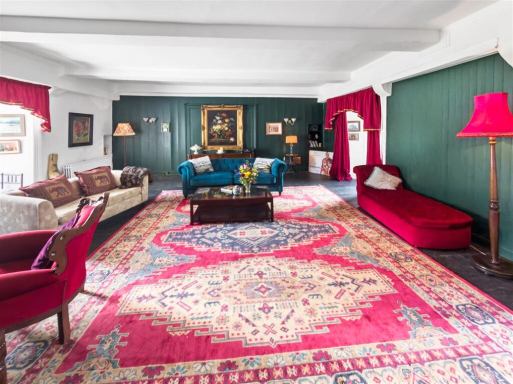 reception room 2