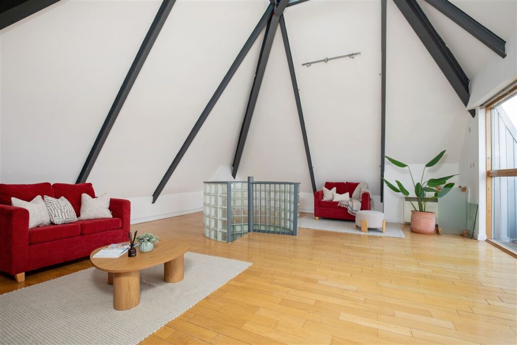 Living it large in D7 or family life in Adamstown for less than €380k 3 smith living room