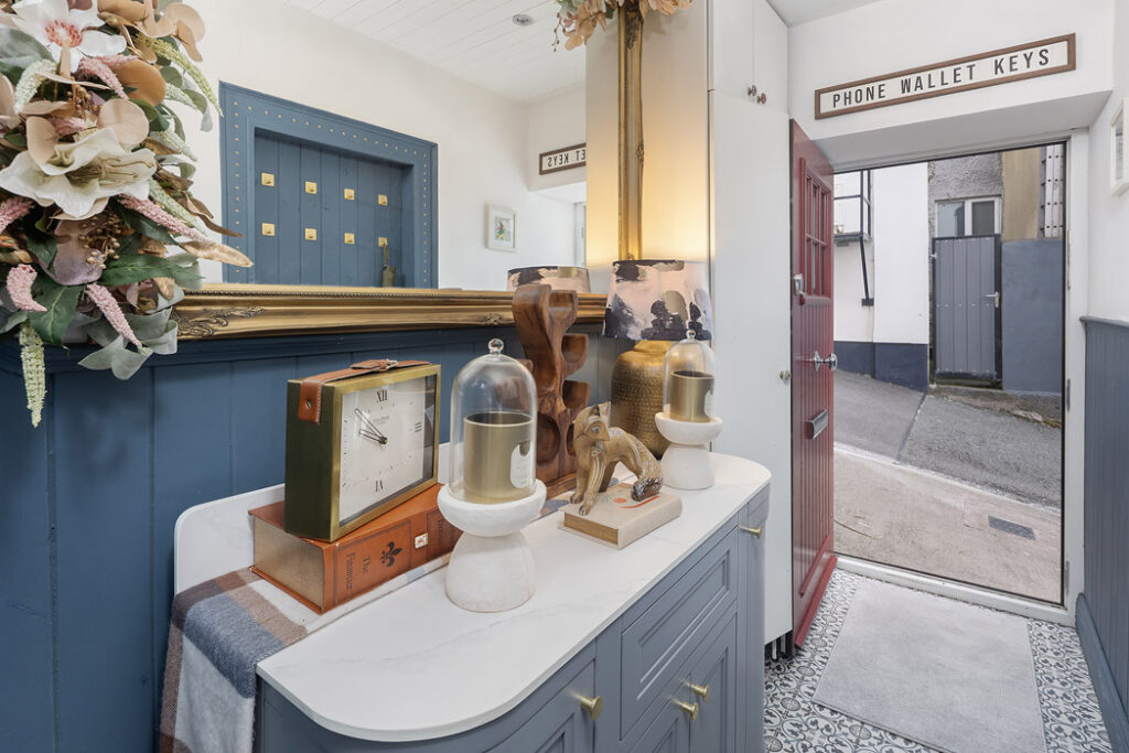 Colourful Cobh: A place to strengthen your glutes and put down roots, €320k 3 11