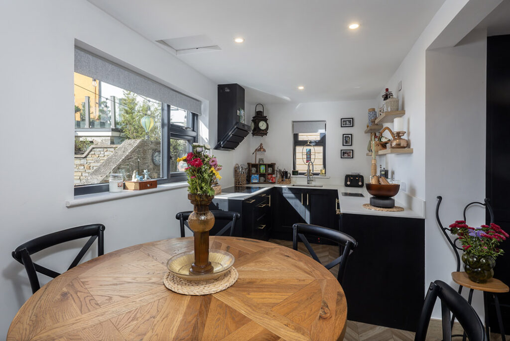 Colourful Cobh: A place to strengthen your glutes and put down roots, €320k 8 16