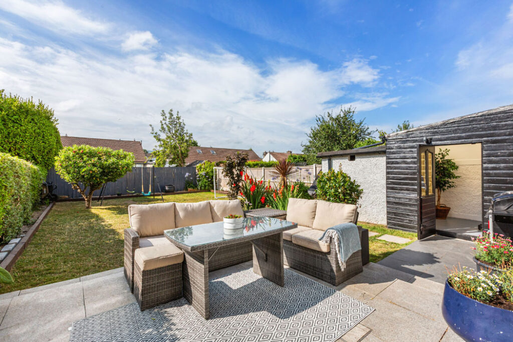 3-bed semi, mountain views and south-facing back garden in D14 11 91010 R 1 0 kp9a5037