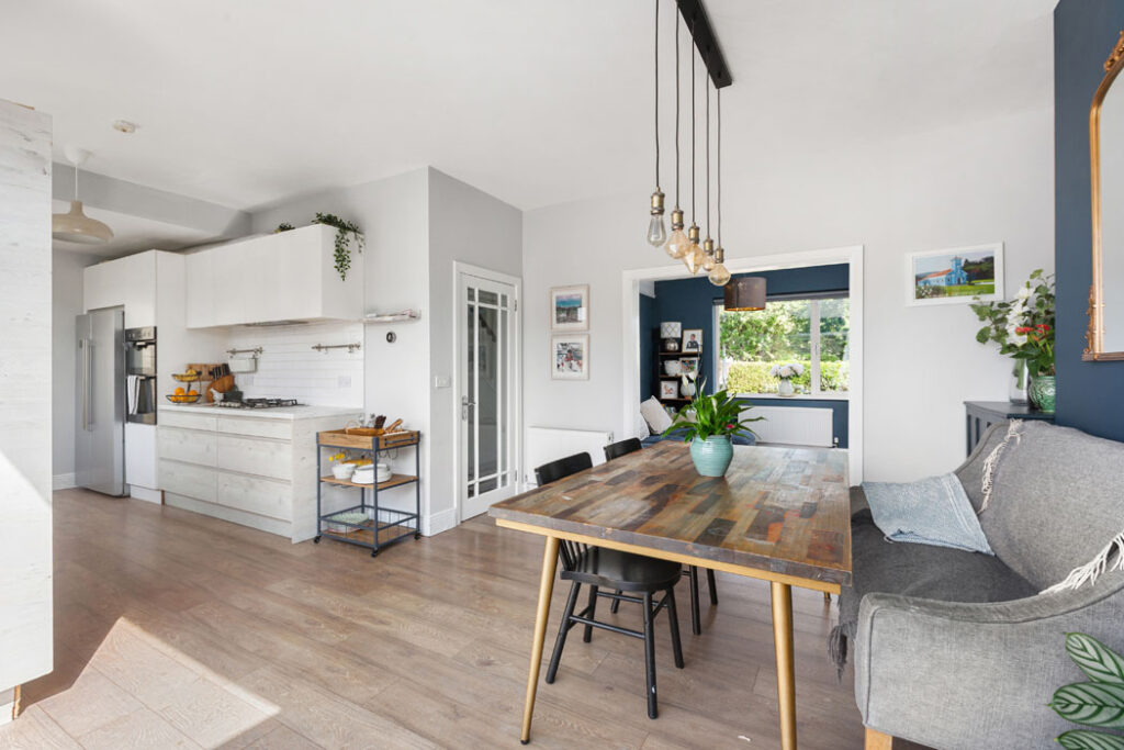 3-bed semi, mountain views and south-facing back garden in D14 5 91010 R 1 0 kp9a5124