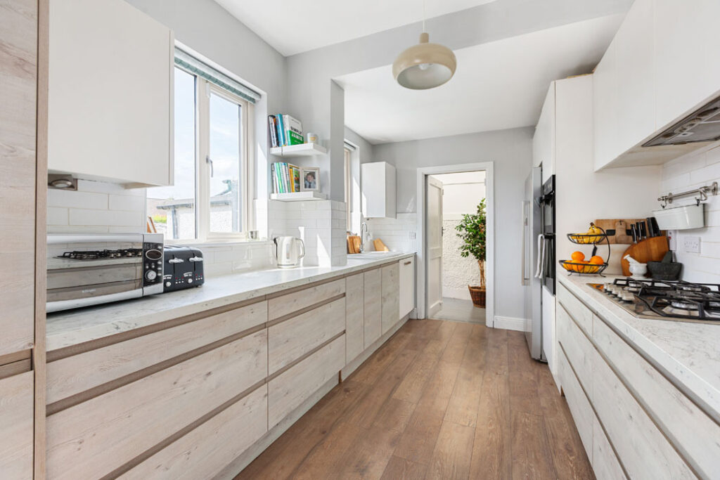 3-bed semi, mountain views and south-facing back garden in D14 6 91010 R 1 0 kp9a5139