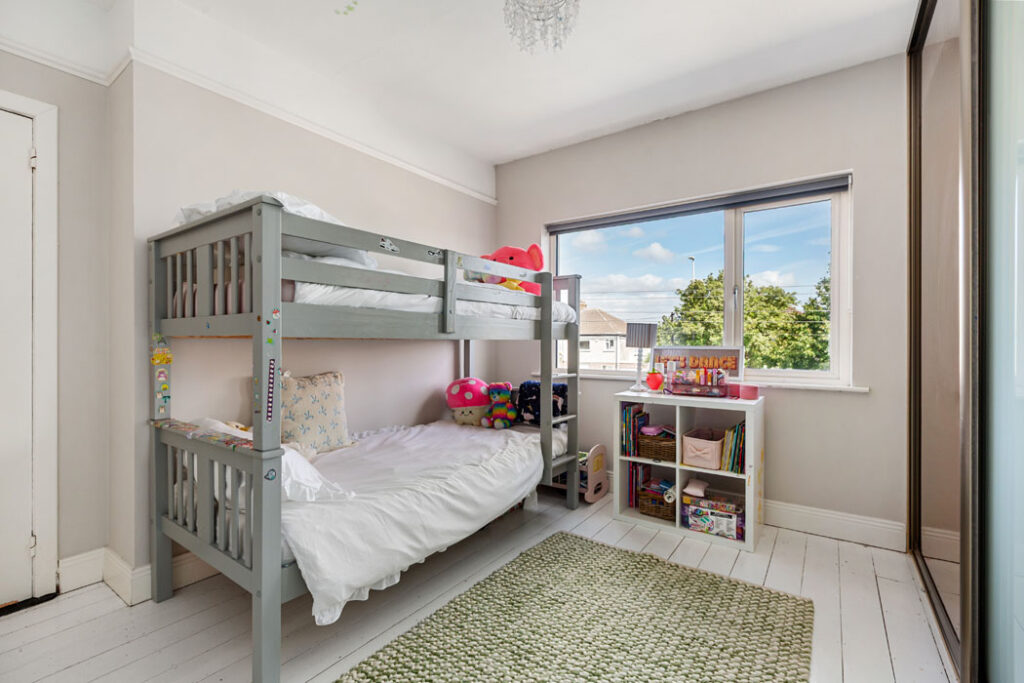 3-bed semi, mountain views and south-facing back garden in D14 10 91010 R 1 0 kp9a5196