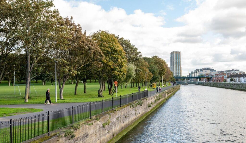 Three-bed modernised home in ideal Dublin 3 location for €390k 6 Fairview river