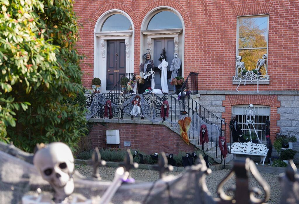 Giant skeletons are the Halloween decorating trope of choice in Dublin's suburbs 5 Halloween House 10