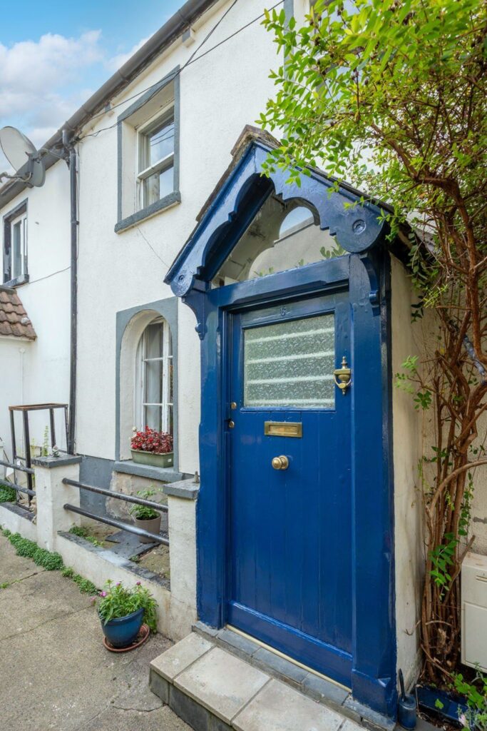 Rathmines property with a secret address for only €375k 2 blue front door 2