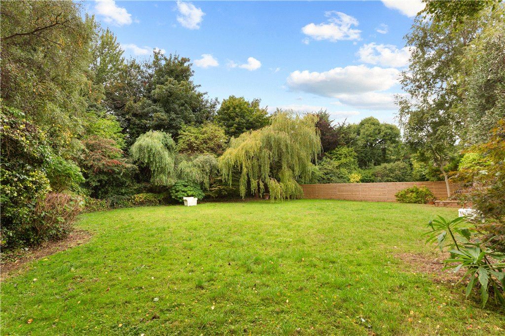 garden from house