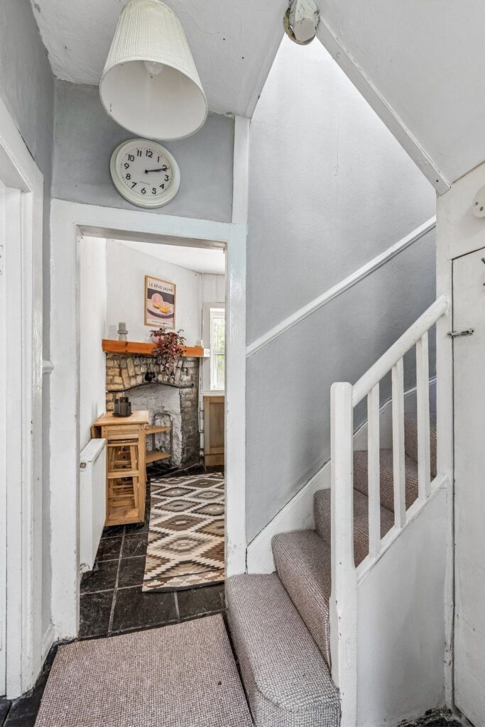 Rathmines property with a secret address for only €375k 5 hall and stairwell