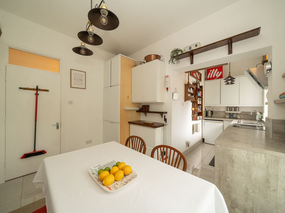 inchicore eat in kitchen 2
