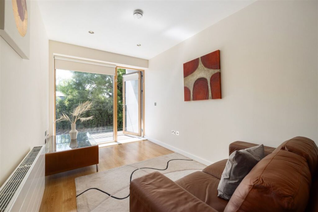 What can €395k buy you in Dublin, Lucan and Bray? 12 lBray iving area