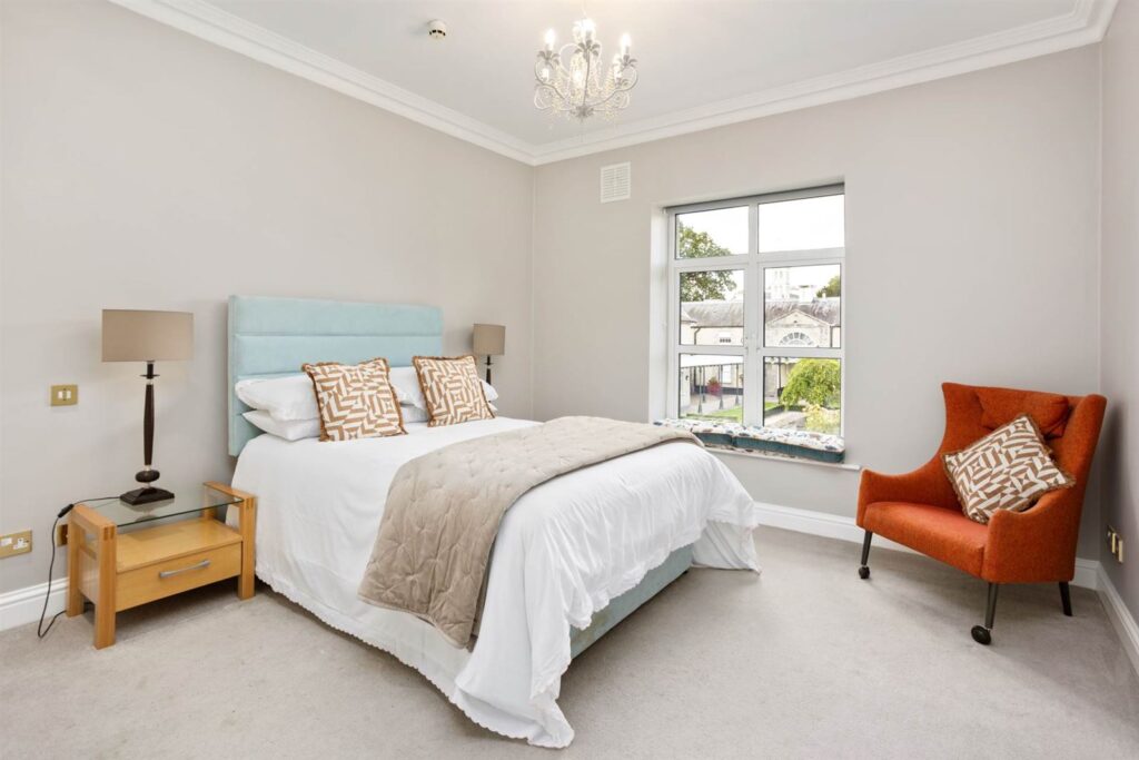primary bed 4