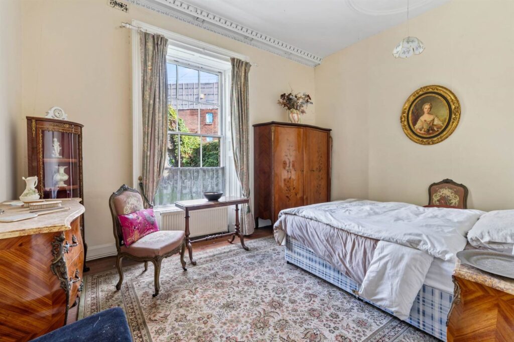 reception room 2