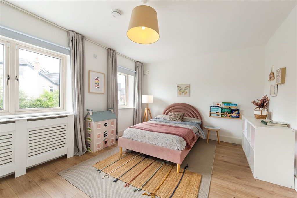 shackleton little girls bedroom